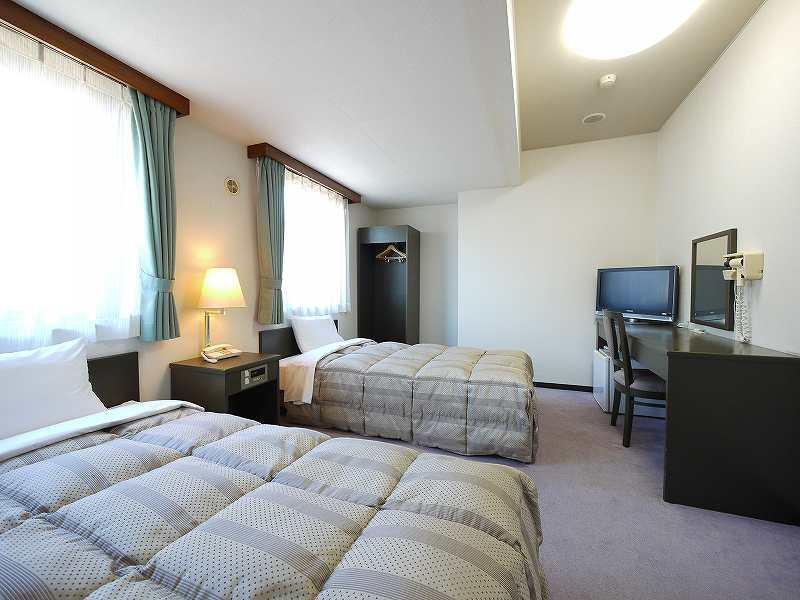 Hotel Route-Inn Gifukencho Minami Екстериор снимка